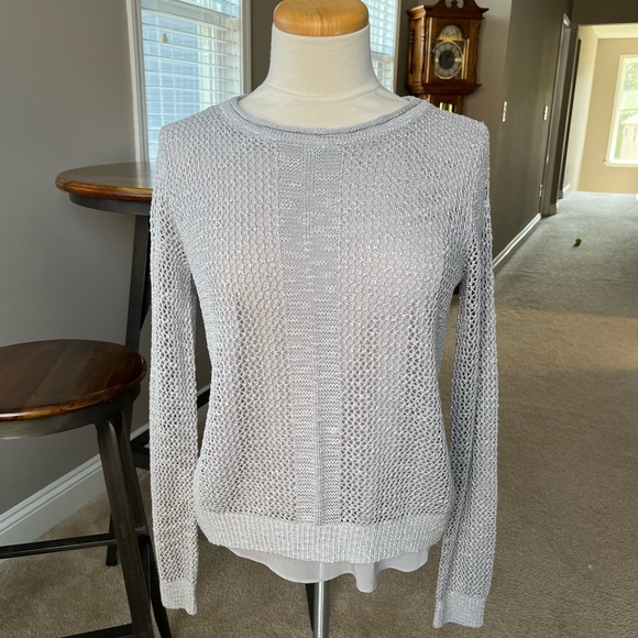 THML Sweater Knit Split Back Crossover Back Detail Silver Gray Small - Picture 2 of 10